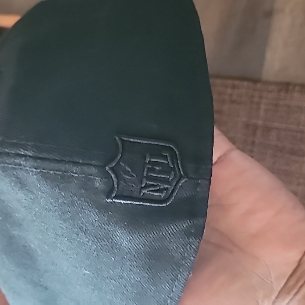 Hat - Picture 2 of 3